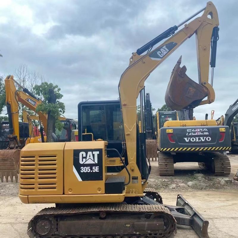 Использованный экскаватор Caterpillar CAT305.5E 5тонный мини-скрыватель малого типа