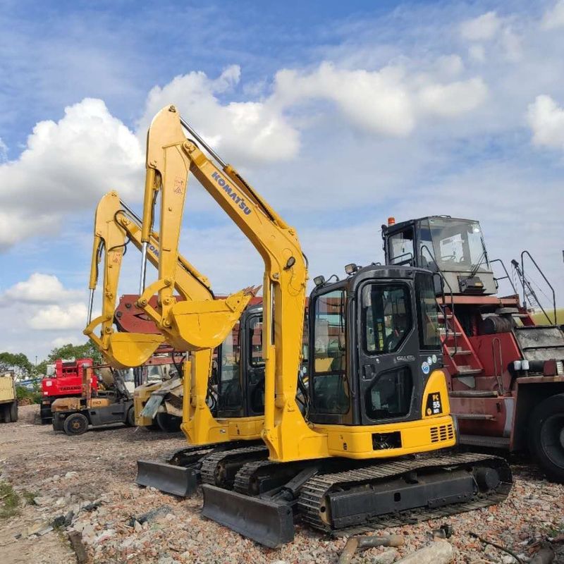 Использованный экскаватор Komatsu PC55 вторая рука 5,5 тонны Малый тип мини-краллер-копальщик