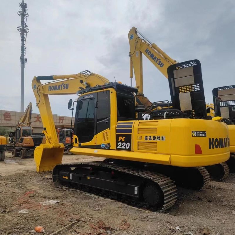 Использованный экскаватор Komatsu PC220-8 вторая рука 22тонный средний тип скальпель