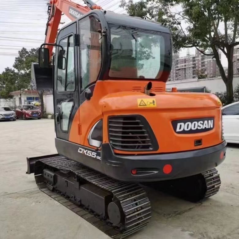 Подержанный Doosan Digger DX55 вторая рука 5,5 тонны Малый тип мини-краллер экскаватор