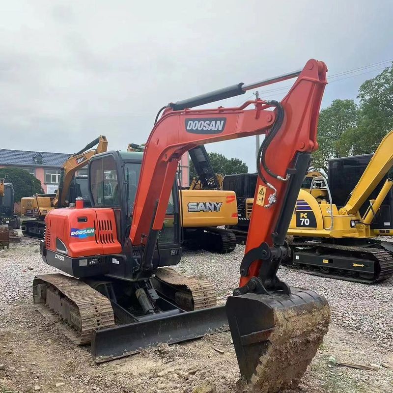 Использованный Doosan Digger DX60 вторая рука 6тонный мини-экскаватор малого типа