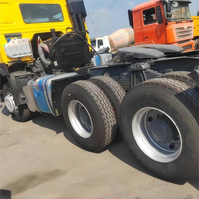 Буксируйте подержанный тракторный трейлер Howo Sinotruk 420 Hp 6x4 для транспортировки