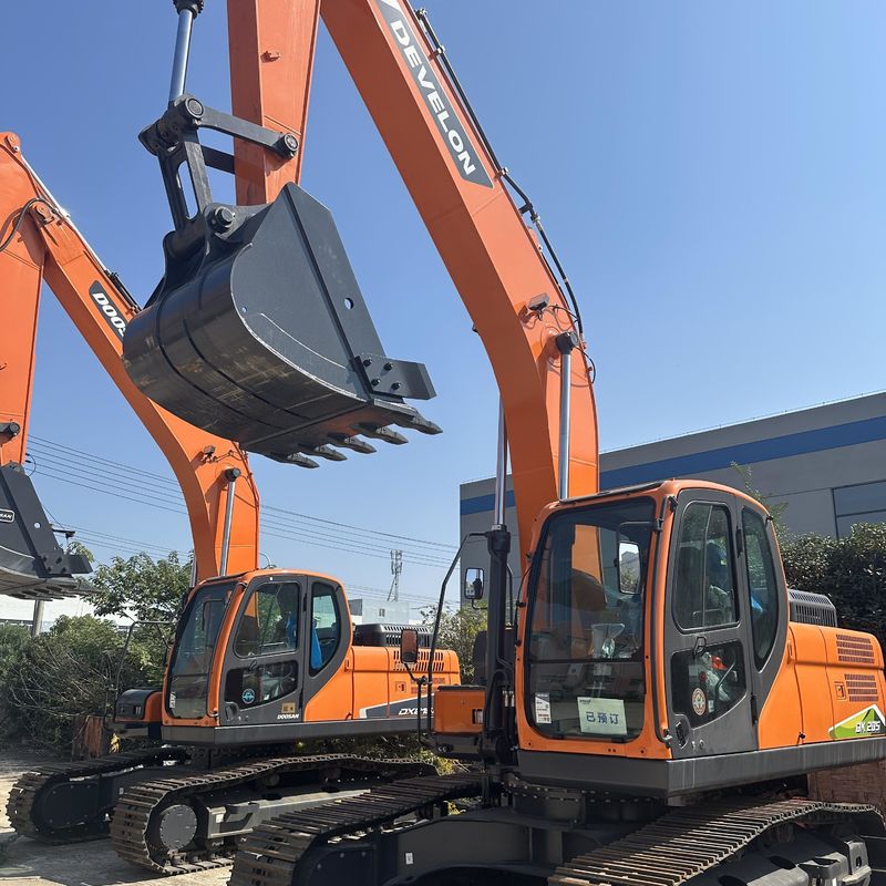 Подержанный экскаватор Doosan Digger DX205 в употреблении 21тонный экскаватор среднего типа
