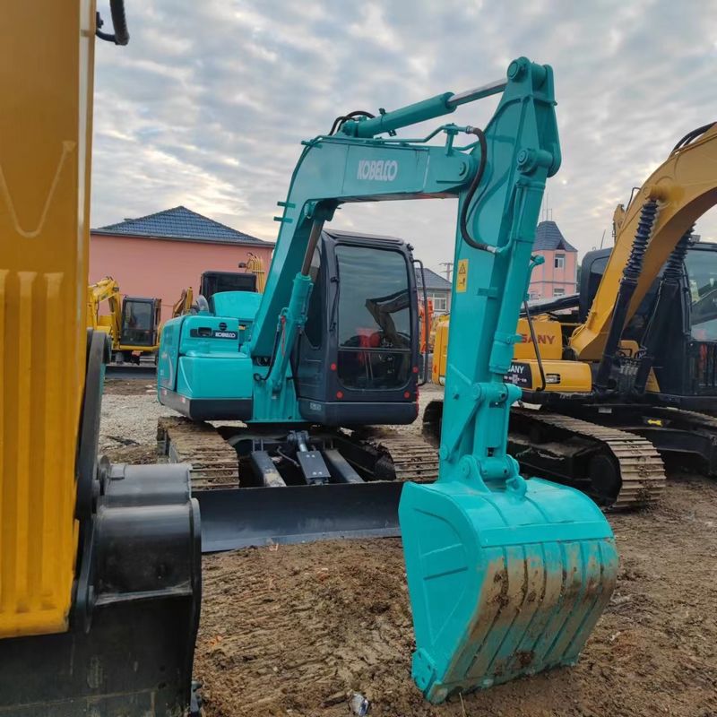 Подержанный кобелко экскаватор SK75 вторая рука 7,5 тонны Малый тип мини-крейлер экскаватор