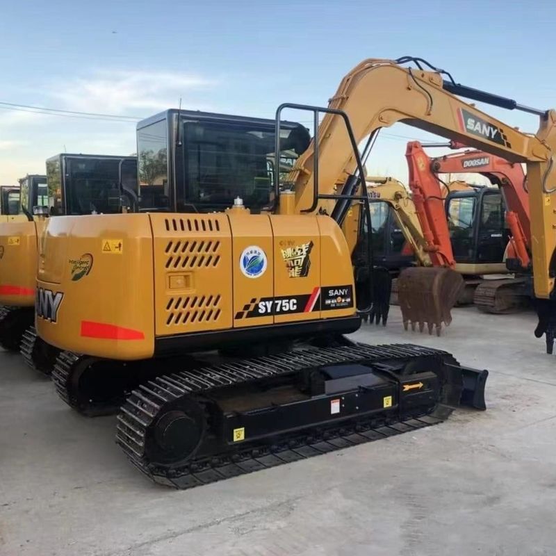 Подержанный SANY Digger SY75 вторая рука 7,5 тонны Малый тип мини-кралер экскаватор