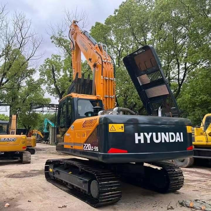 Подержанный Hyundai Digger R220-9S Подержанный экскаватор среднего типа грузоподъемностью 22 тонны