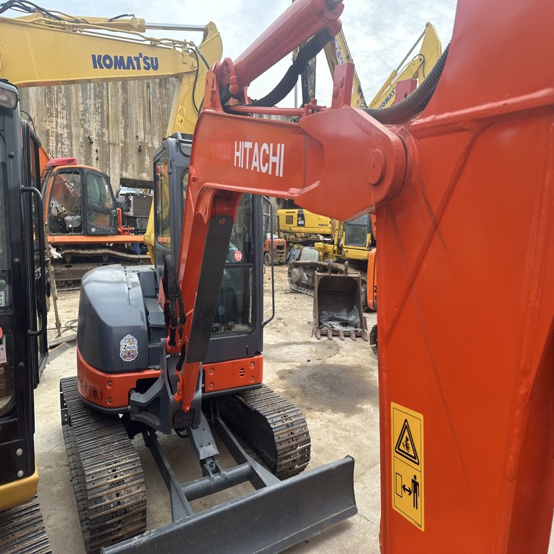 5 тонны использованный экскаватор для полёта с переоборудованием Mini Hitachi ZX50U 29.8kw с 0.17m3 ведро