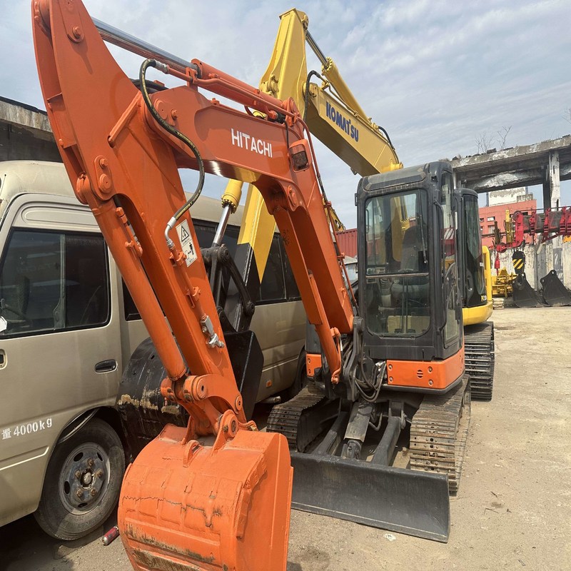 Гидравлические переоборудованные мини-экскаваторы подержанные Hitachi ZX65 6,5 тонн 40,5кв 0,27 м3 ведро