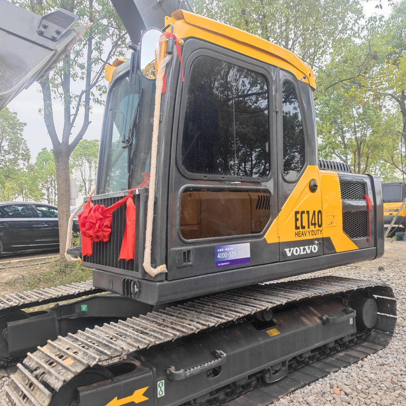 Подержанная экскаваторная машина трейдер использованный VOL EC140 14 тонн Crawler Digger 77.4kw