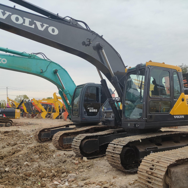 Оригинальный использованный экскаватор гидравлический VOL EC210B 20 тонн Crawler Digger 107kwn с 1,25m3 ведро