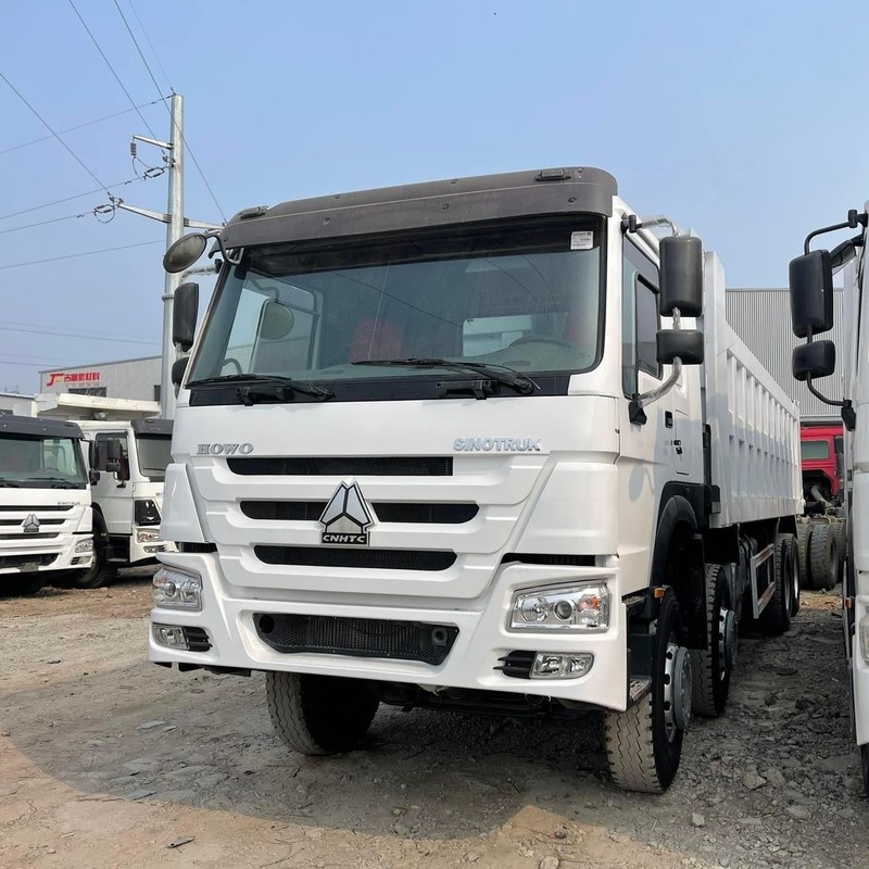 Возвращенный Howo 375 Sinotruk Howo 8x4 Дампер 40T ручной дизельный
