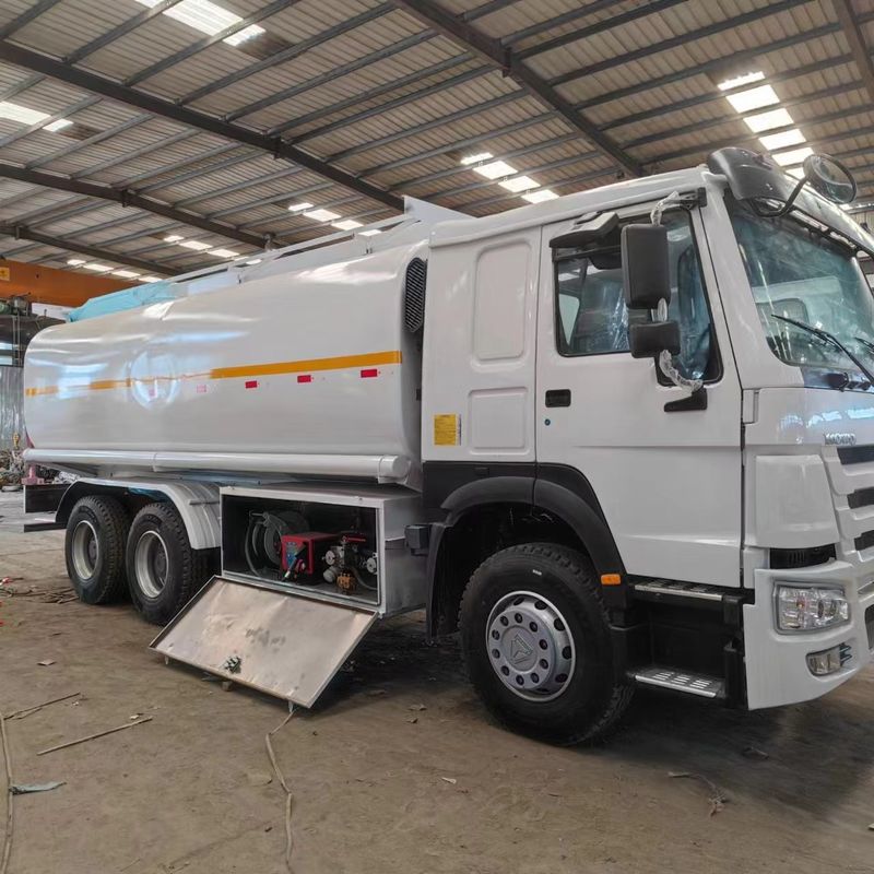 Howo 371 Использованное топливо Танкер грузовик Поставка топлива Sinotruk 375 6x4 22m3 2000L 8x4