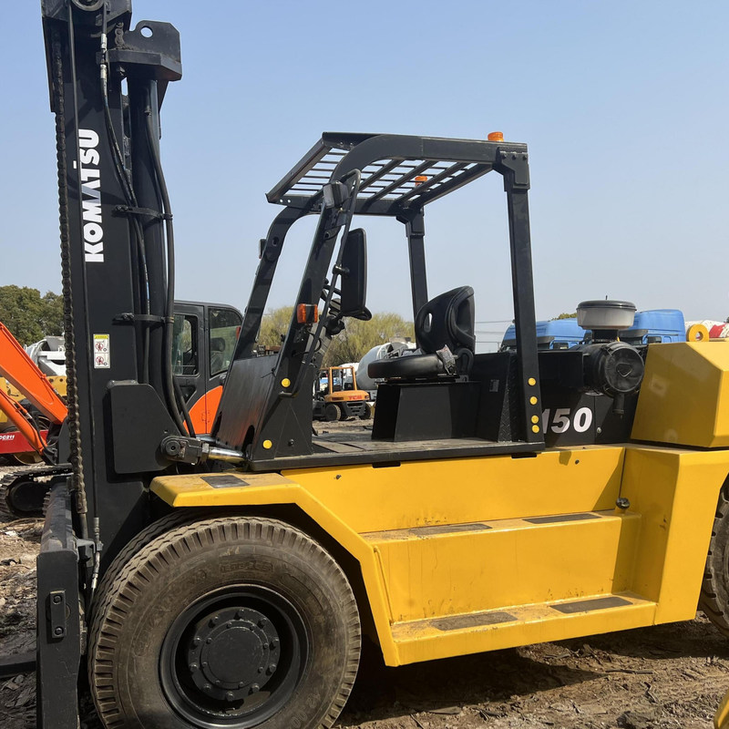 AC Drive Использованный вилочный погрузчик Komatsu FD150 15 тонн 122 кВт Максимальная высота подъема 3 м