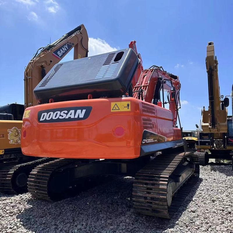 Подержанный экскаватор Doosan Digger DX225 вторая рука 22,5тонный экскаватор среднего типа