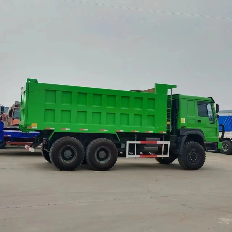 Подержанный грузовик Howo 371hp Sinotruk Howo 6x6 Tipper 6 Wheeler ручной дизельный