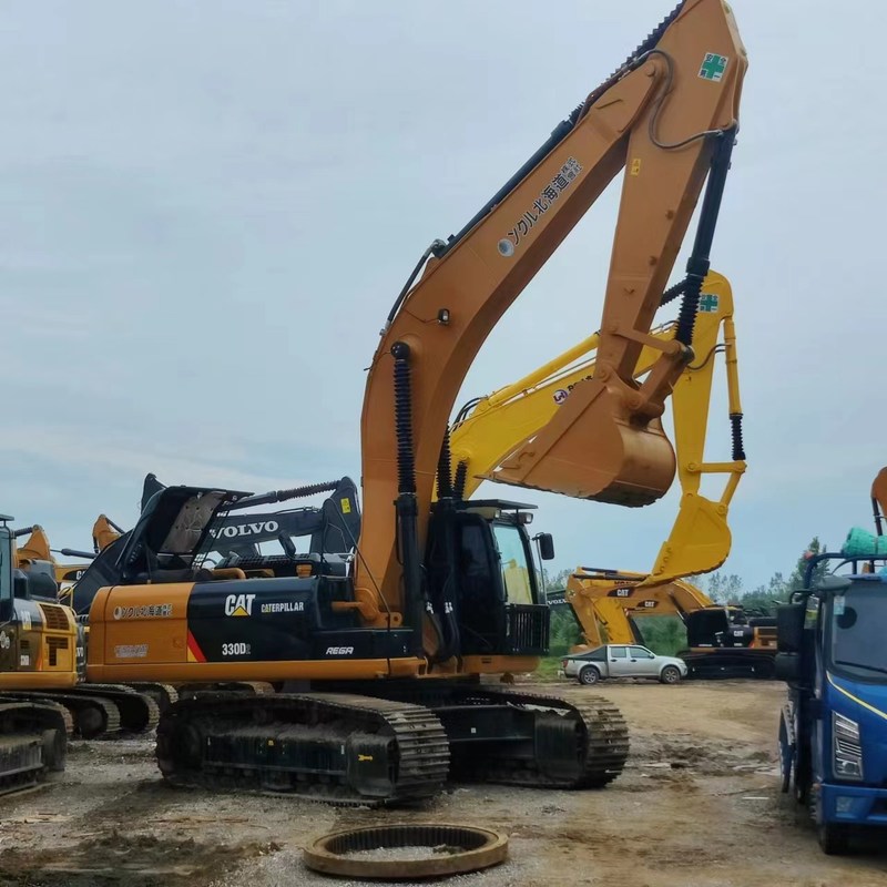Большой бывший в употреблении экскаватор CAT 330D2 30-тонный гусеничный экскаватор 156 кВт с ковшом 1,54 м3