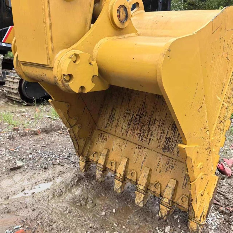 Большой бывший в употреблении экскаватор CAT 340D2 40-тонный гусеничный экскаватор 208 кВт с ковшом 1,9 м3