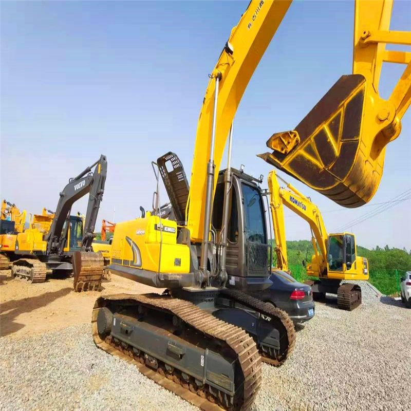 Использованный кобелко экскаватор SK200-8 вторая рука 20тонный крупный экскаватор