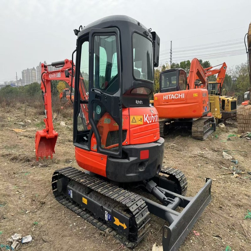 Подержанный Kubota Digger U35 Использованный 3,5 тонный мини-экскаватор с маленьким типом 18.5кВт
