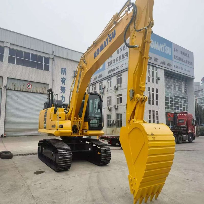 Использованный экскаватор Komatsu PC210 вторая рука 21тонный средний тип скальпель
