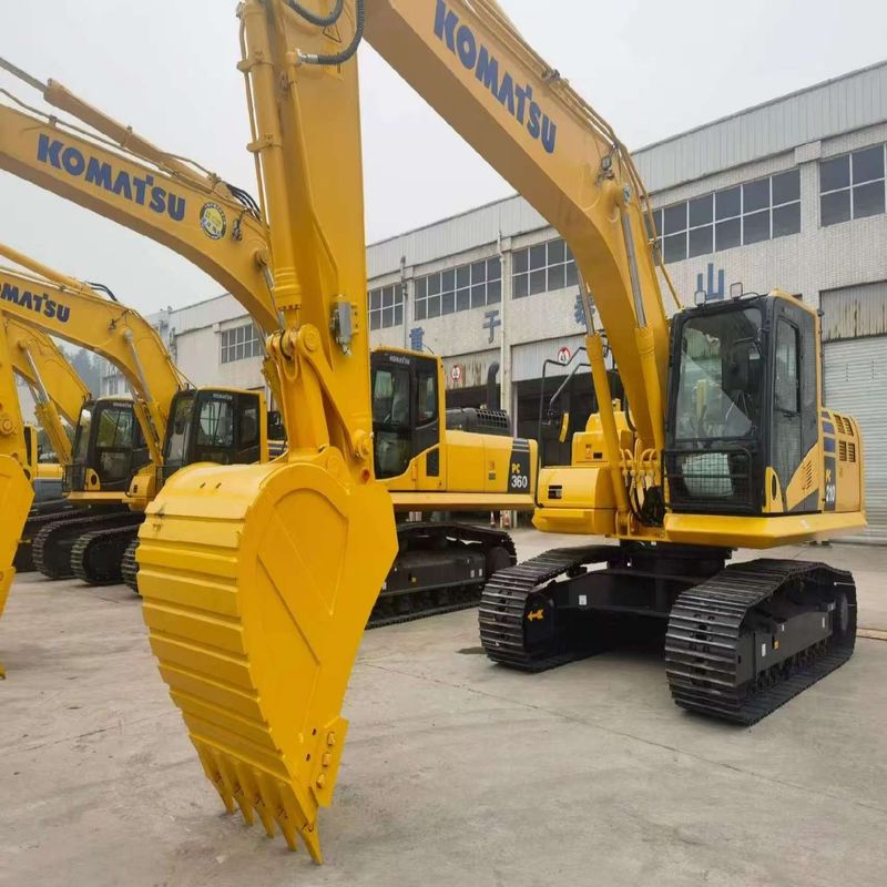 Использованный экскаватор Komatsu PC210 вторая рука 21тонный средний тип скальпель